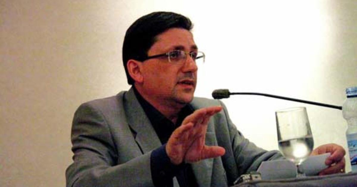 Presentació en societat. Miquel À. Casasnovas